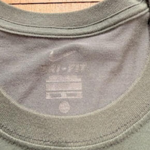 Nike Dri-FIT USA Graphic T-Shirt Women’s Green Size Large - Picture 8 of 8